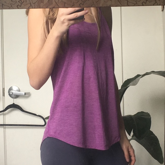SOLD Nike tank top - Picture 2 of 5